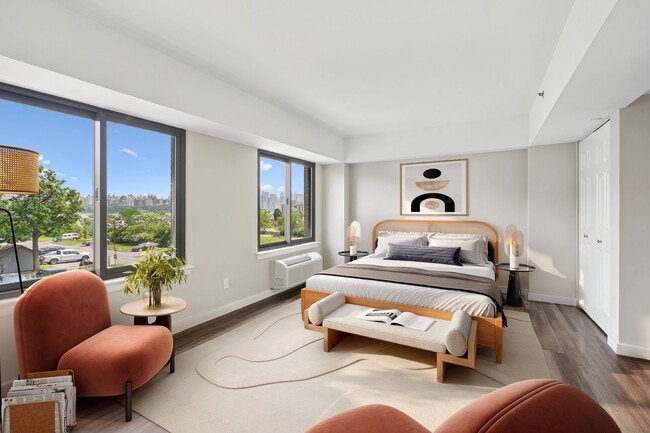 Building Photo - Half Moon Harbour