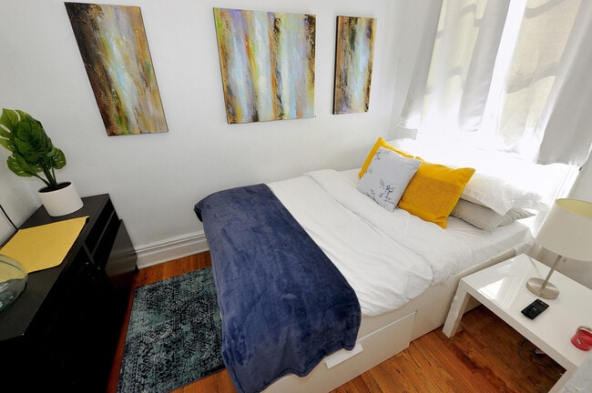 Photo - 416 W 46th St Unit ID1039029P