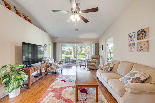Photo - 15870 SW 16th Avenue Rd Unit SI ID1385930P