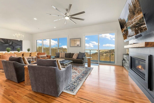 Photo - 9196 N Park Rd Unit ID1221902P