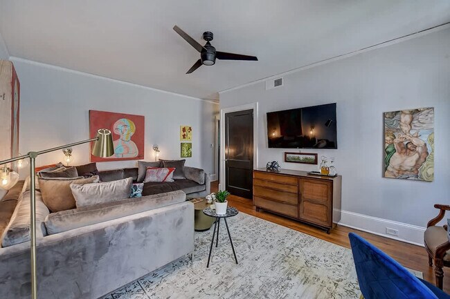 Photo - 518 Lamar Ave Unit FL2-ID1331046P