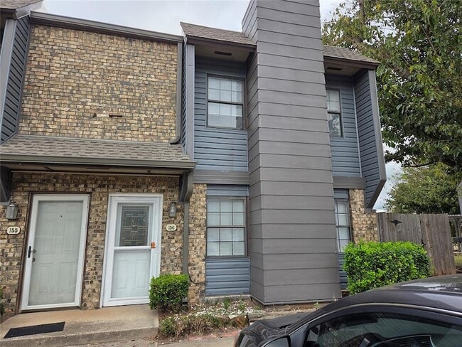 Photo - 401 SE 12th St Unit 156