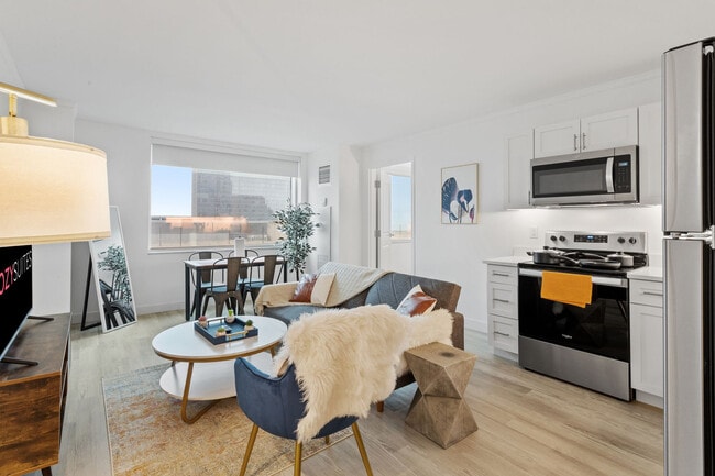 Building Photo - 810 Pacific Ave Unit ID1014274P