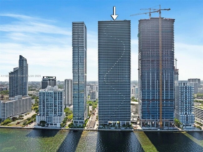 Photo - 700 NE 24th St Unit 1406