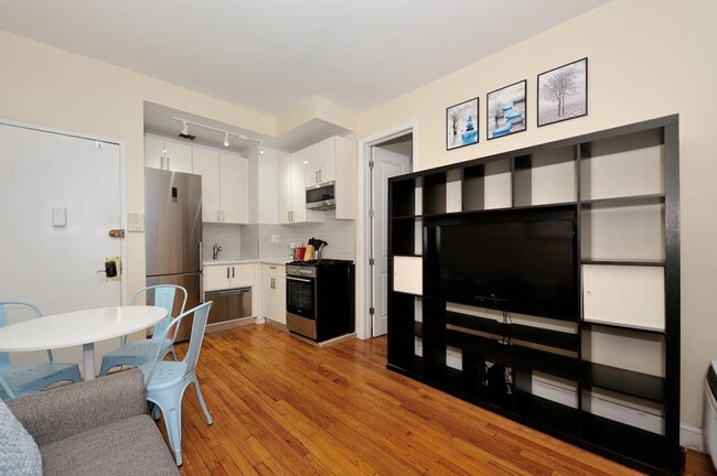 Photo - 237 Sullivan St Unit ID1323984P