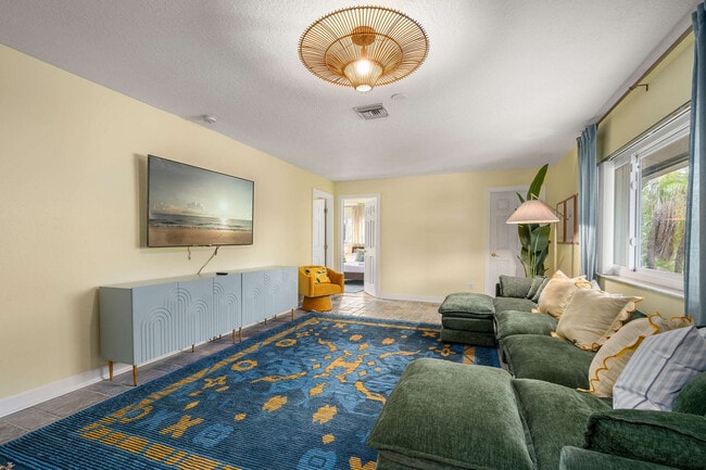 Photo - 1842 Del Robles Dr Unit SI ID1502698P