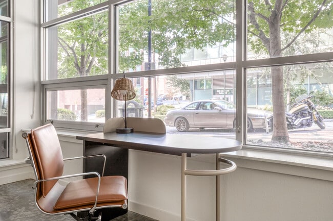 Photo - 330 3rd Ave W Unit FL4-ID3587A