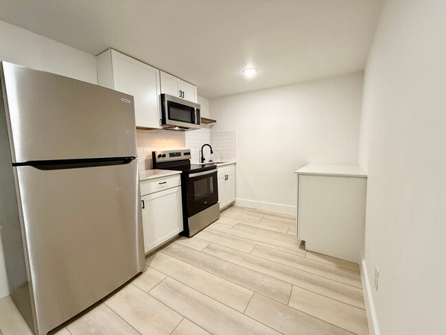 Photo - 2204 W San Antonio St