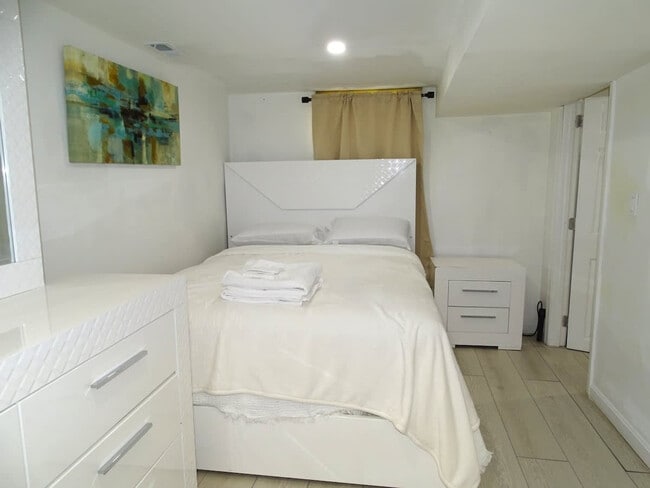 Photo - 7 Scannell Rd Unit SI ID1593870P