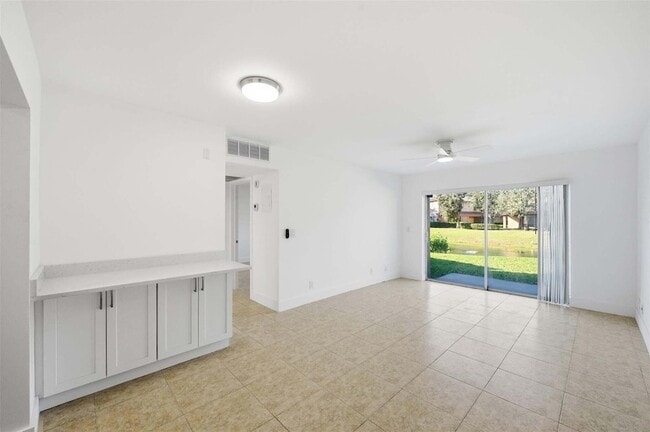 Photo - 3228 Coral Ridge Dr Unit 3228