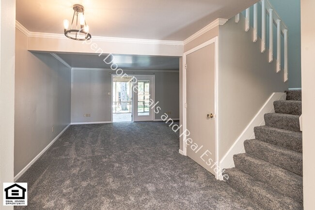 Photo - Huntertown Apartments