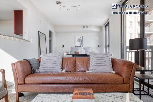 Photo - 901 15th St S Unit FL9-ID371