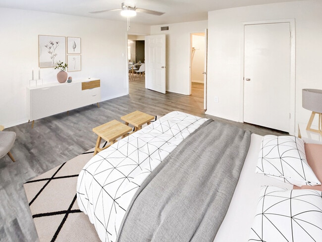 Cozy bedroom designed for everyday comfort. - Indian Run Apartments
