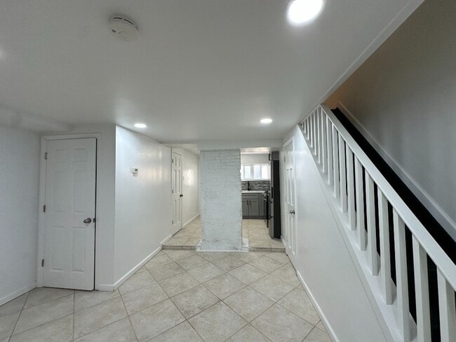 Photo - 101 Pioneer St Unit 1