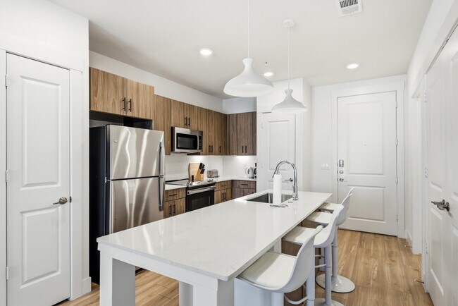Photo - 15201 Pleasant Rdg Wy Unit SI ID1628201P