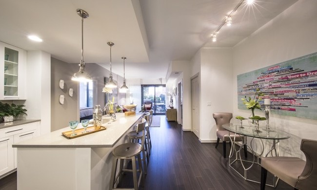 Photo - Cyan On Peachtree