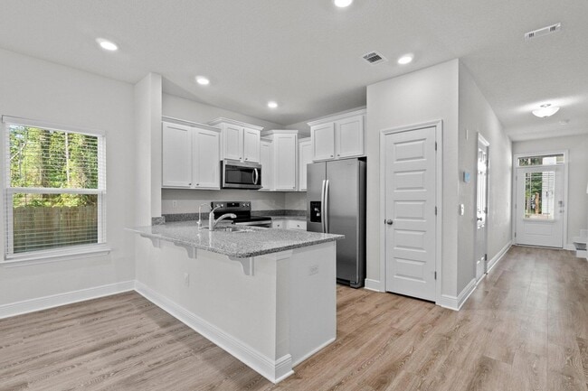 Photo - 227 Sandhill Pines Dr