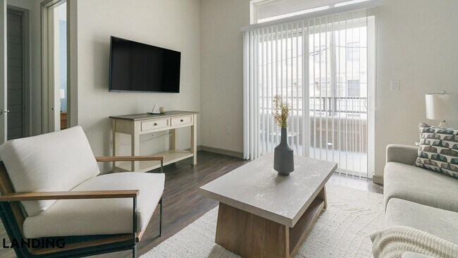 Photo - 1711 Caroline St Unit 231