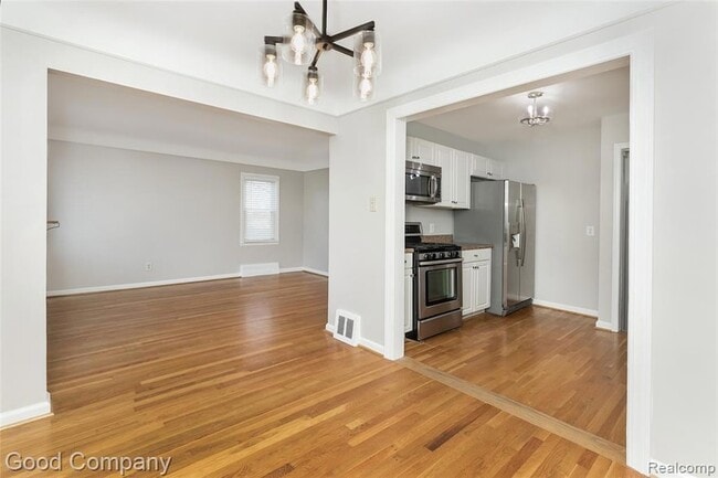 Photo - 1197 Catalpa Dr