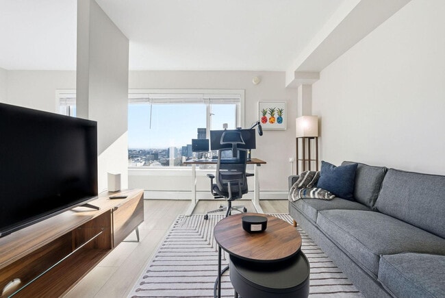 Photo - 899 Pine St Unit FL14-ID1340096P