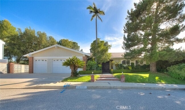 Building Photo - 16612 Park Ln Cir