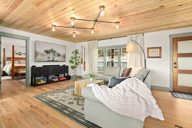 Photo - 22923 War Eagle Blacktop Rd Unit ID1221868P