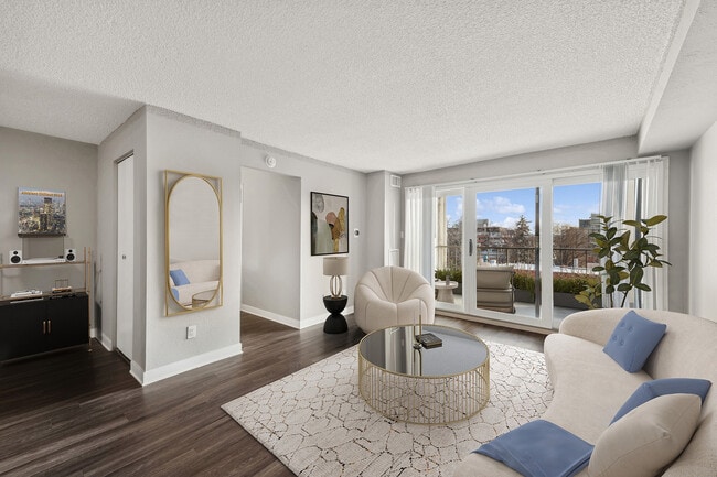 Premier II 1x1 Living Room - Arrive 800 Penn