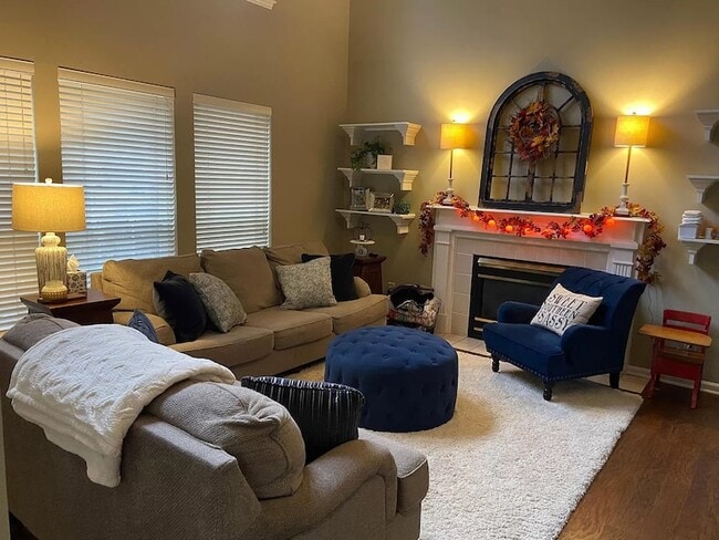 Photo - 300 Founders Pointe Blvd