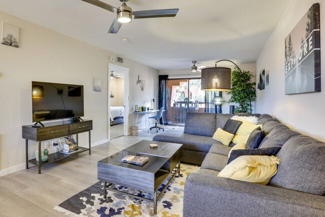 Building Photo - 12212 N Paradise Village Pkwy W Unit SI FL4-ID1580656P