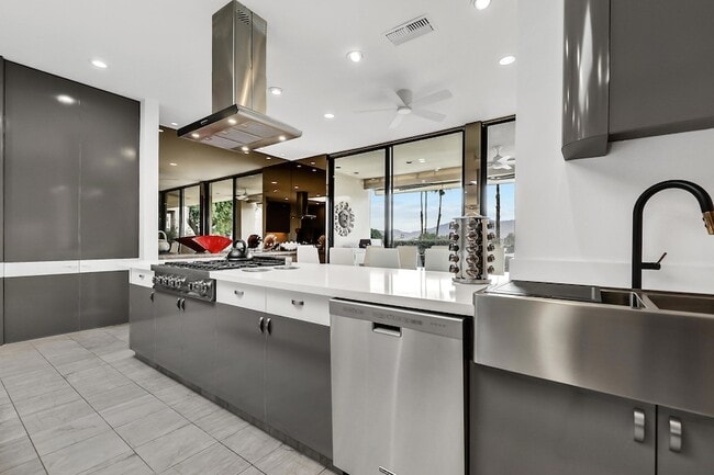 Photo - 71000 Los Altos Ct