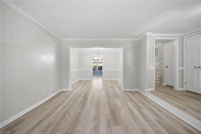 Photo - 1002 Colonial Meadows Way
