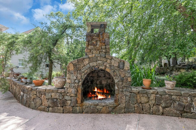 Photo - 7 Pymm Ct Unit ID1328117P