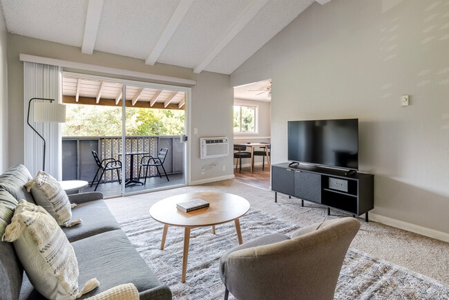 Photo - 202 Calvert Dr Unit FL2-ID2107