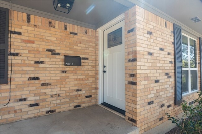 Photo - 602 N Morris St Unit B