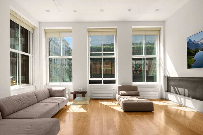Building Photo - 127 Spring St Unit SI ID1035010P