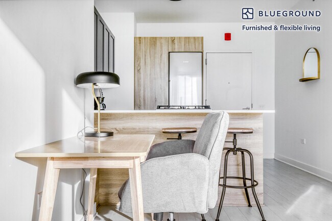 Photo - 1035 W Van Buren St Unit GO FL22-ID523