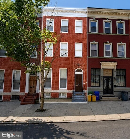 Building Photo - 1433 W Lombard St