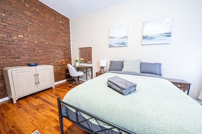 Photo - 125 La Salle St Unit ID1035601P