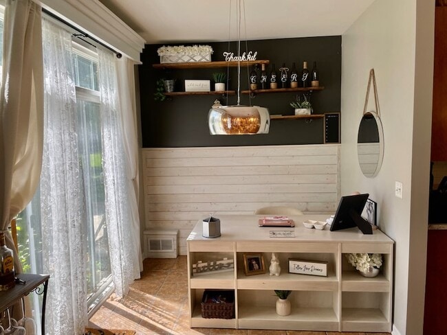 Photo - 24358 Leski Ln