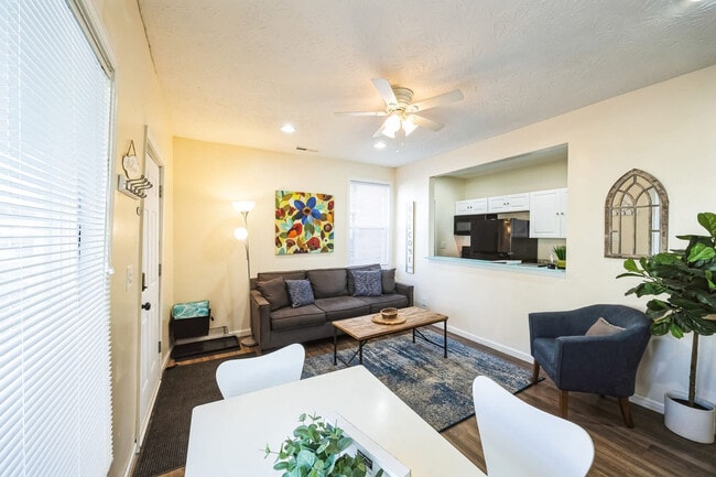 Photo - 105 Ash St Unit ID1364141P