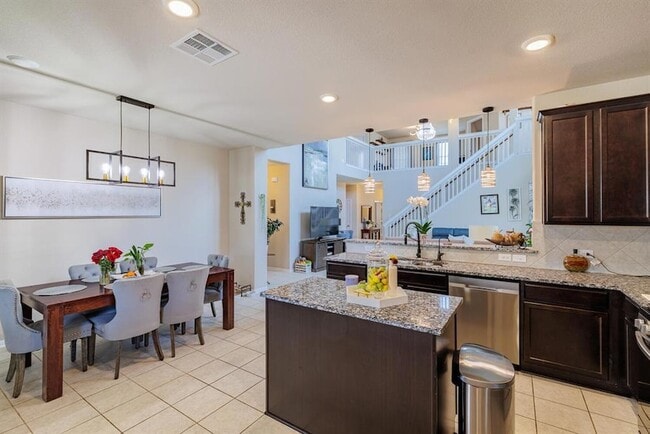 Photo - 17020 Lathrop Ave