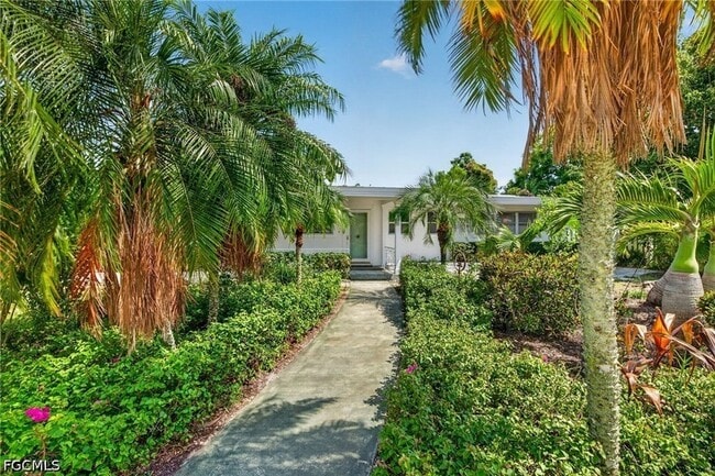 Photo - 1331 Almeria Ave