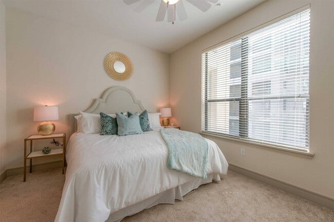 Photo - 1800 St Joseph Pkwy Unit 509