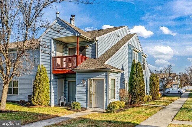Photo - 656 Covington Ct