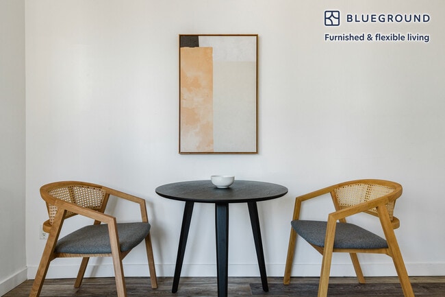 Photo - 556 3rd Ave Unit FL21-ID1699