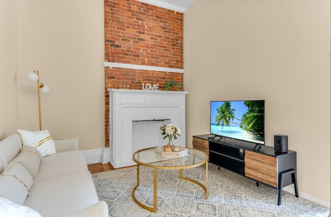 Building Photo - 45 Monroe Pl Unit ID1359088P