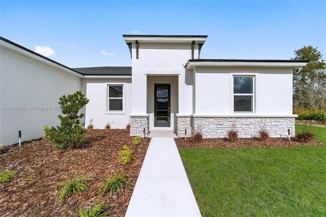 Photo - 1080 St Johns St SE