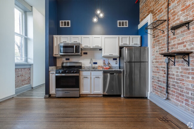 Building Photo - Maven @ 806