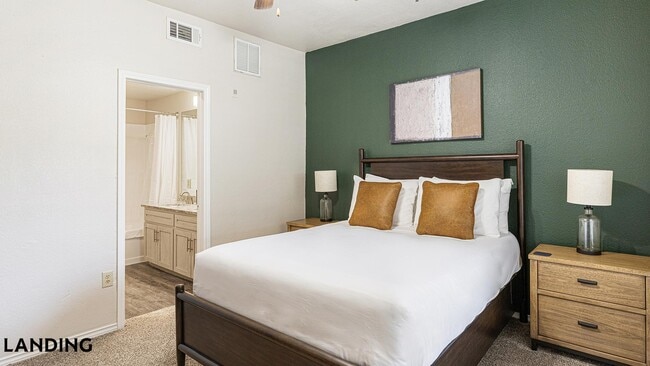 Photo - 165 Forestbrook Dr Unit 805