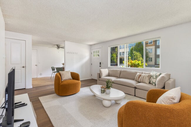 Photo - 15706 Ash Way Unit ID1234677P